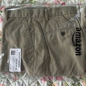 Men’s Amazon Essentials Khakis 38x30 NEW